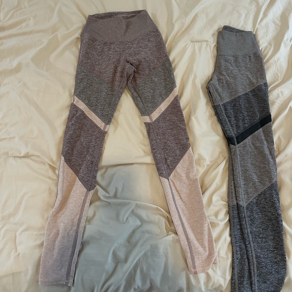 ALO Yoga Kids Leggings - Gray and Pink